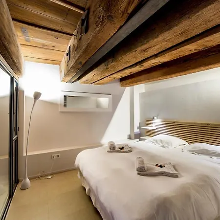 Le Duplex Du Change *